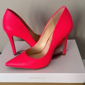 Jessica Simpson Vibrant Pink Textured Heels